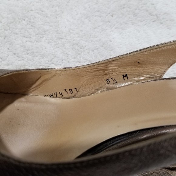 Stuart Weitzman gold metallic leather shoes - Picture 5 of 7